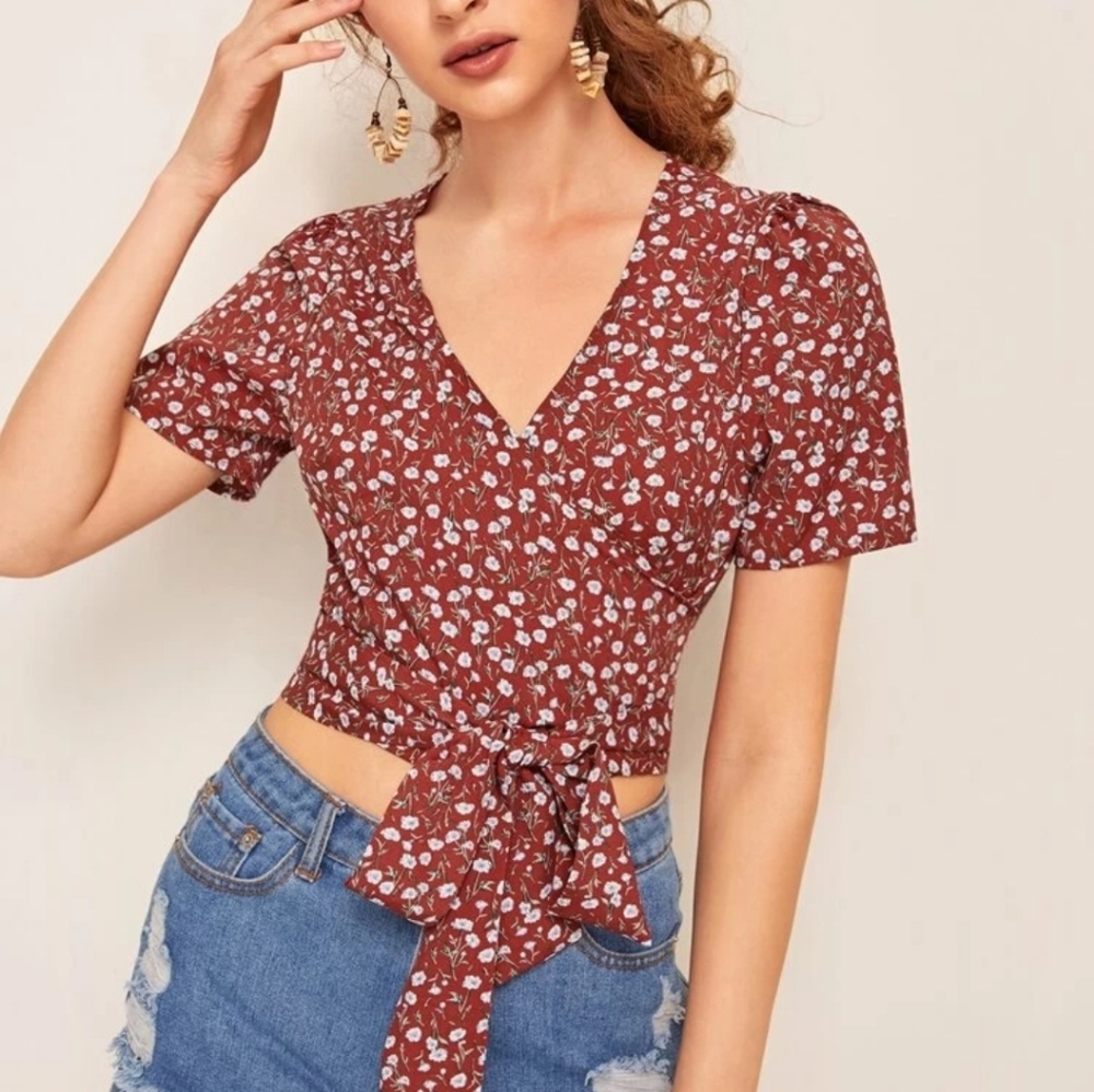 Cropped wrap tie front top